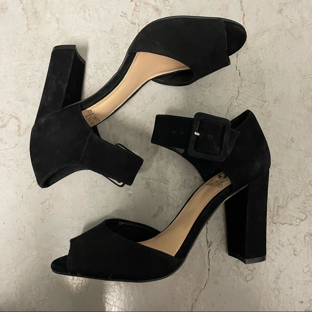 Vince Camuto Black Heels with ankle strap size 6